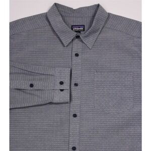 Patagonia M's Long-Sleeved Fezzman Shirt -Slim Fit Gray Check button-Up Shirt~ L